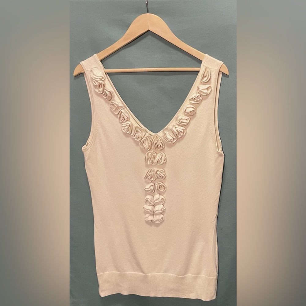 White House Black Market Cream Woven Tank Top - Medium